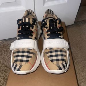 Authentic Burberry Sneakers Barely Worn